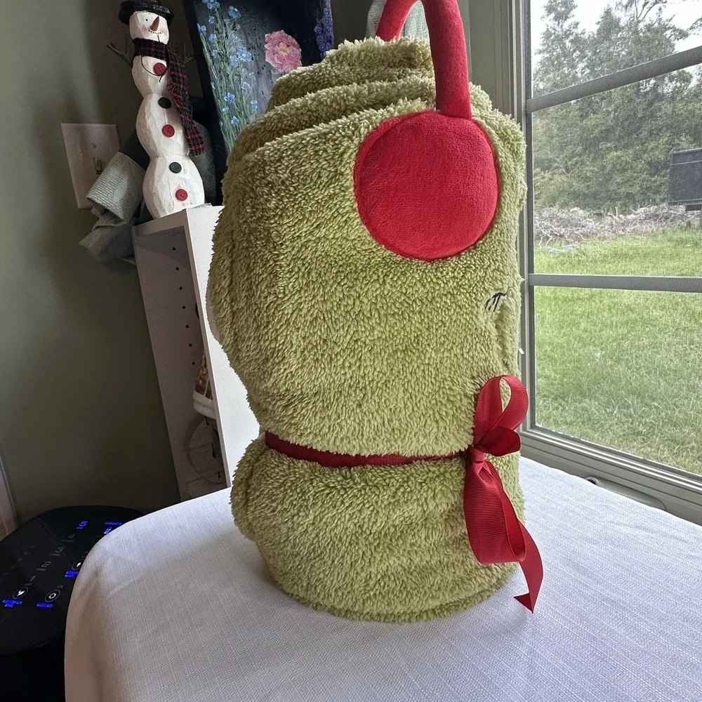 NWT Dr. Seuss The Grinch Holiday Snow Throw Blanket Dept 56 - 60x45